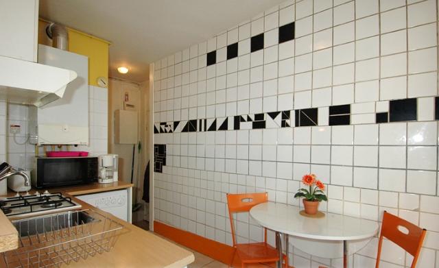 Braque Apartment - Click any photo see a photo album in a new window.