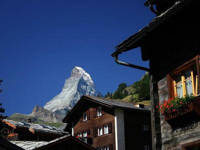 Zermatt Chefs Create Matterhorn Pasta - Chefs in Zermatt have created Matterhorn mountain-shaped pasta.