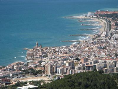 Sitges To Benefit From Spanish Love Affair - Families still rate Spain as the top destination for holidays, the results of poll released by travel industry body Abta reveal.