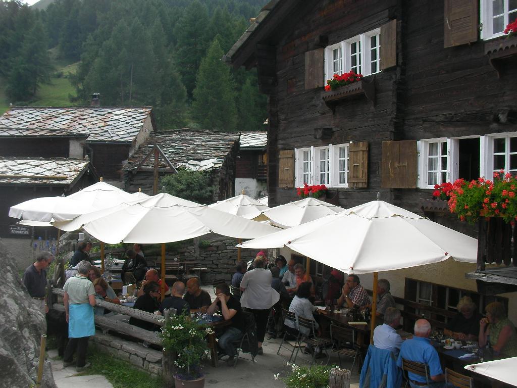 Zum See Restaurant - Rich Mountain Flavours in a Quiant, Breath-Taking Setting