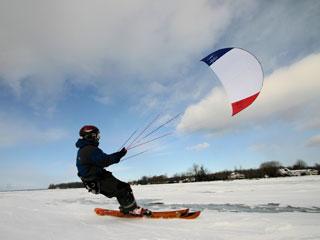 Paraskiing & Paragliding - Extreme Activities that Take Skiing to a Whole New Level