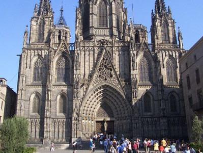 The Classical Centre-piece of the Gothic Quarter